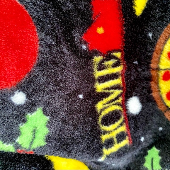 Cozy Home Alone Movie Blanket - Picture 4 of 6